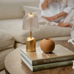 Asteea Bordslampa Portable Satin Brass/Ripple Clear Asteea Bordslampa Portable Satin Brass/Ripple Clear