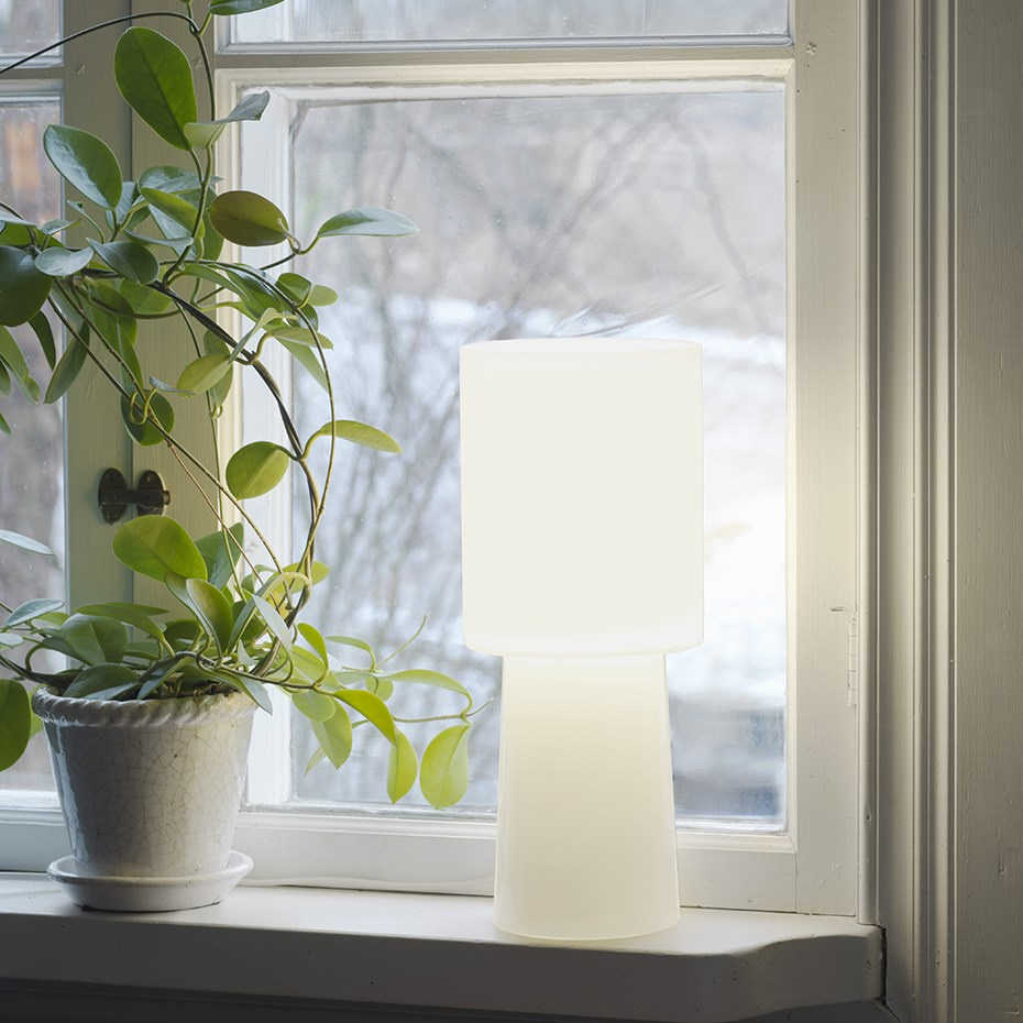 Olle 36 Bordslampa Opalglas