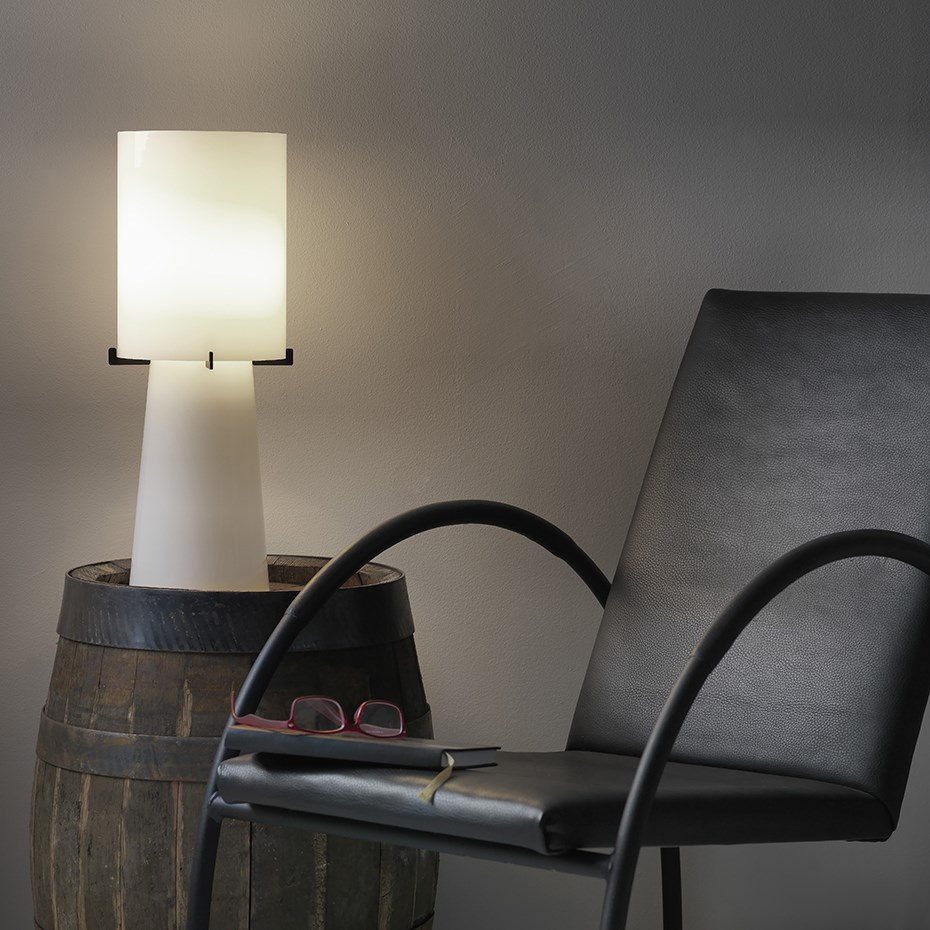 Olle 50 Bordslampa Opalglas