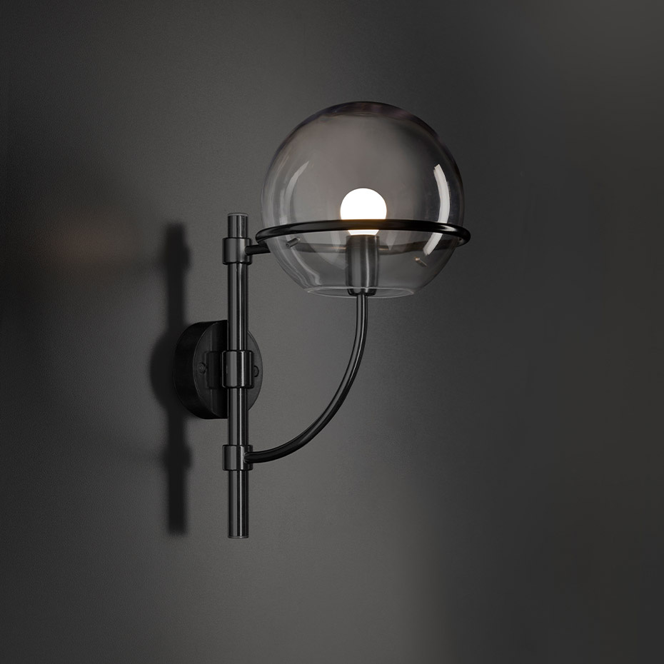 Lyndon 161 Vägglampa Lacquered Black