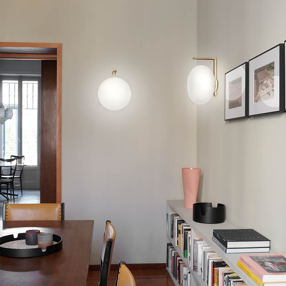 Alba 174 Vägglampa Satin Brass/Polished Opaline