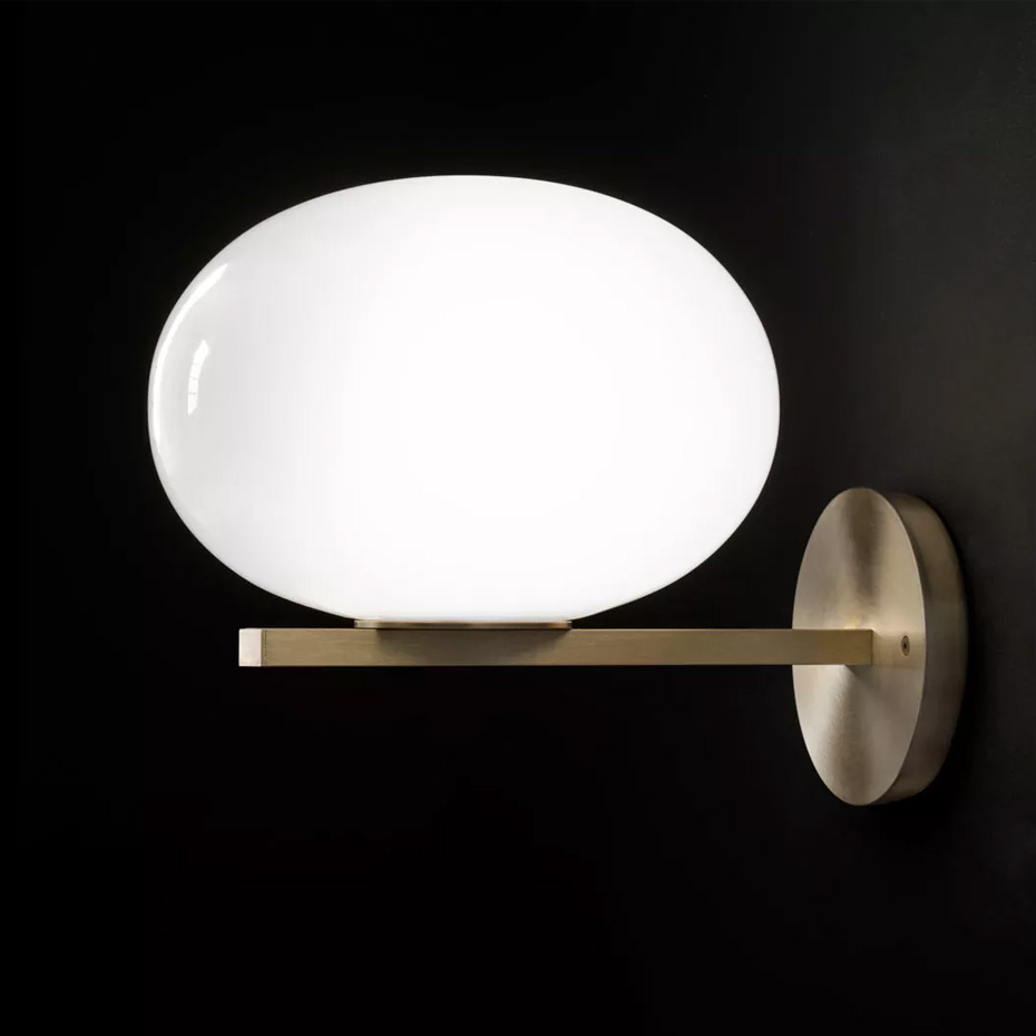 Alba 176 Vägglampa Satin Brass/Polished Opaline