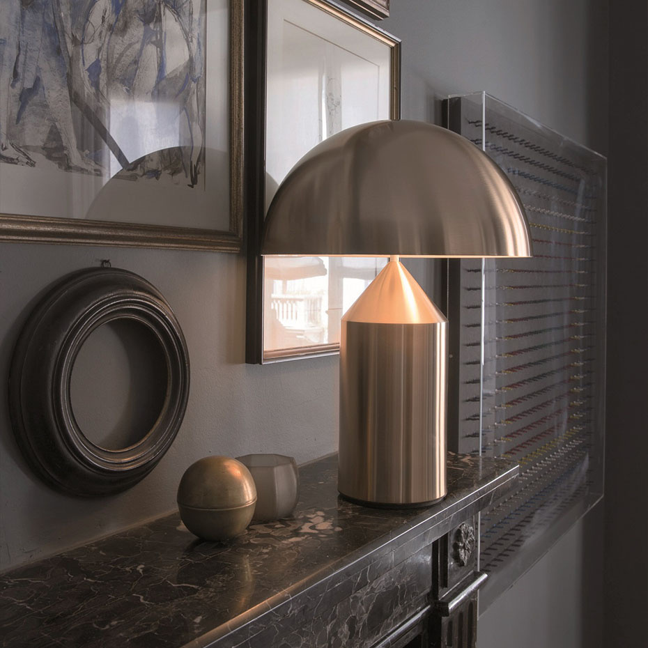 Atollo 239 Bordslampa Medium Satin Gold