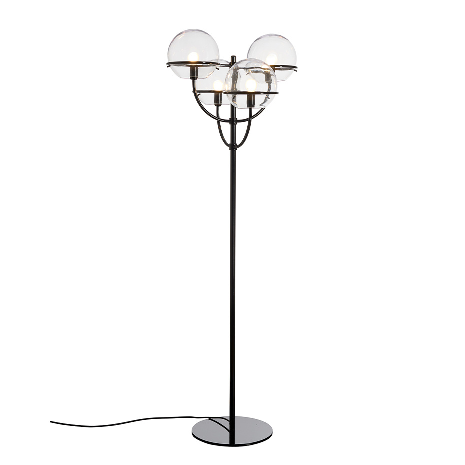 Lyndon 351 Golvlampa Lacquered Black