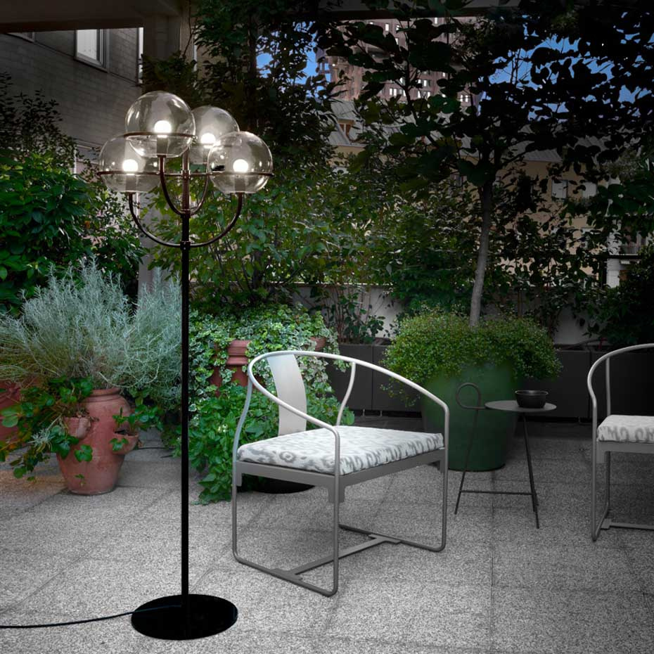 Lyndon 351 Golvlampa Lacquered Black