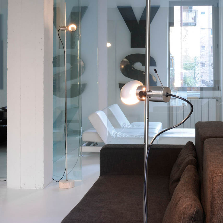 Agnoli 387 Golvlampa Satin Nickel