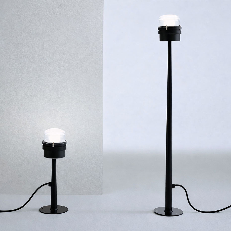 Fresnel 1148/EL Pollare Lacquered Black