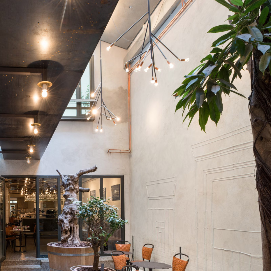 Kvist 16 Pendel Rå Mässing