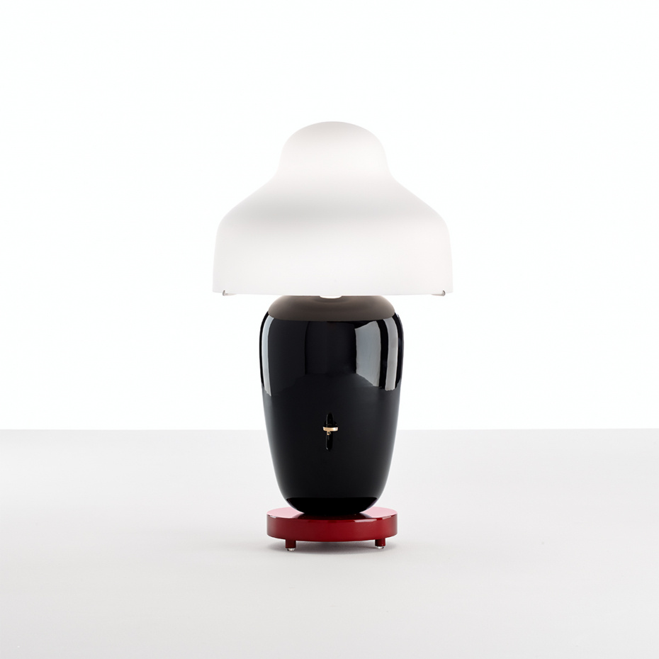 Chinoz Bordslampa Black/Burgundy