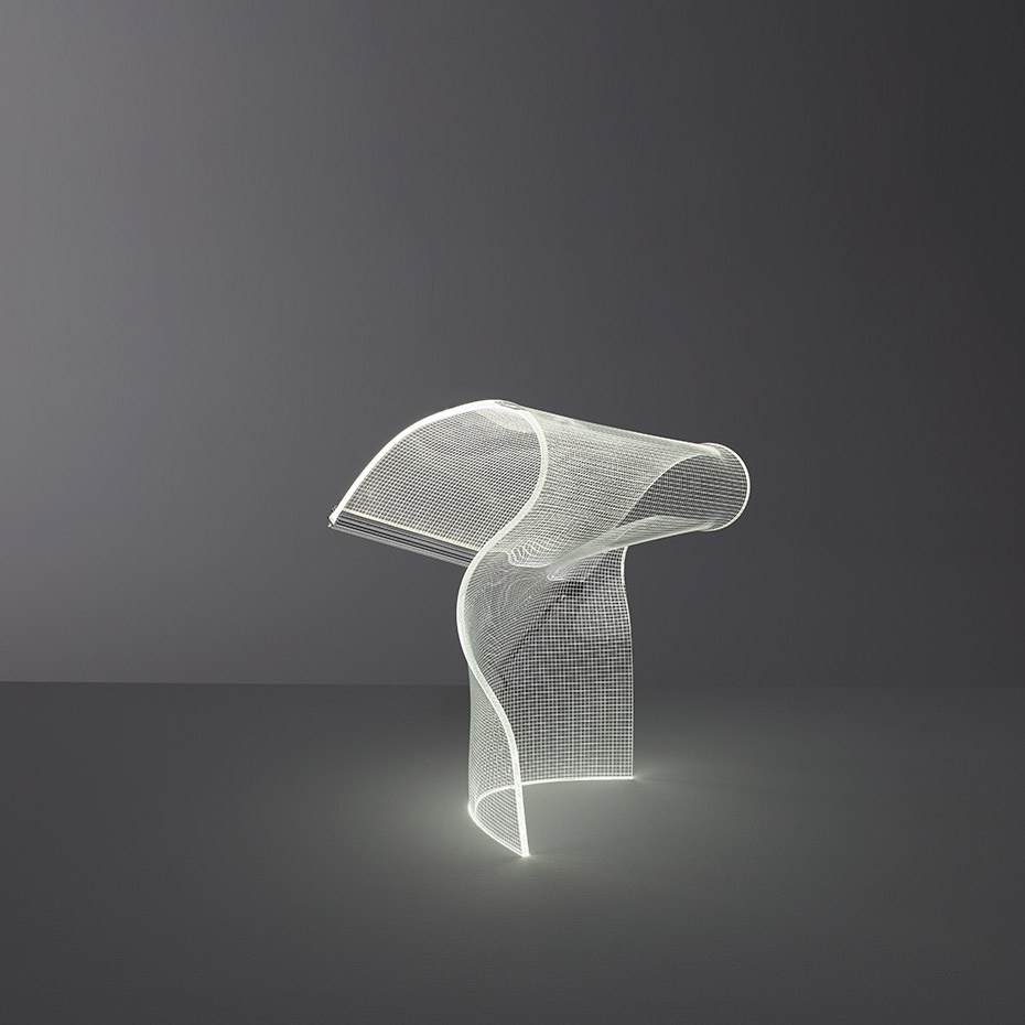 Gweilo Song Bordslampa Silver Anodised