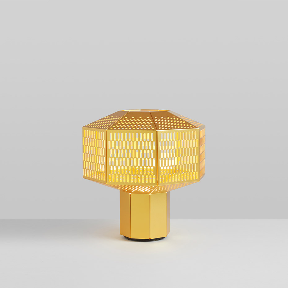 Ma-Rock M Bordslampa Golden