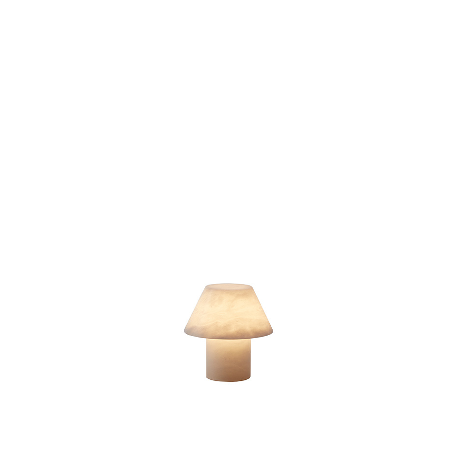 Petra M PE Bordslampa Alabaster