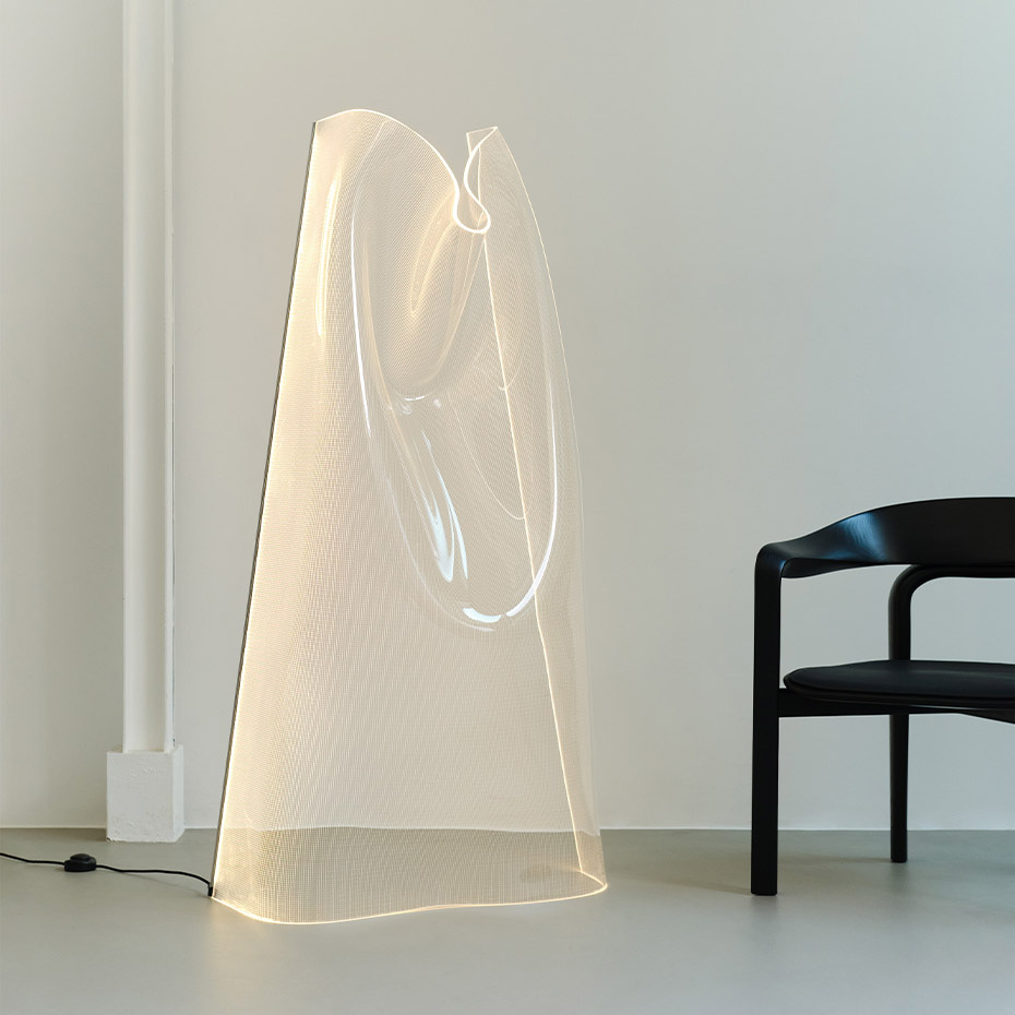 Gweilo Han GR Golvlampa Silver Anodised