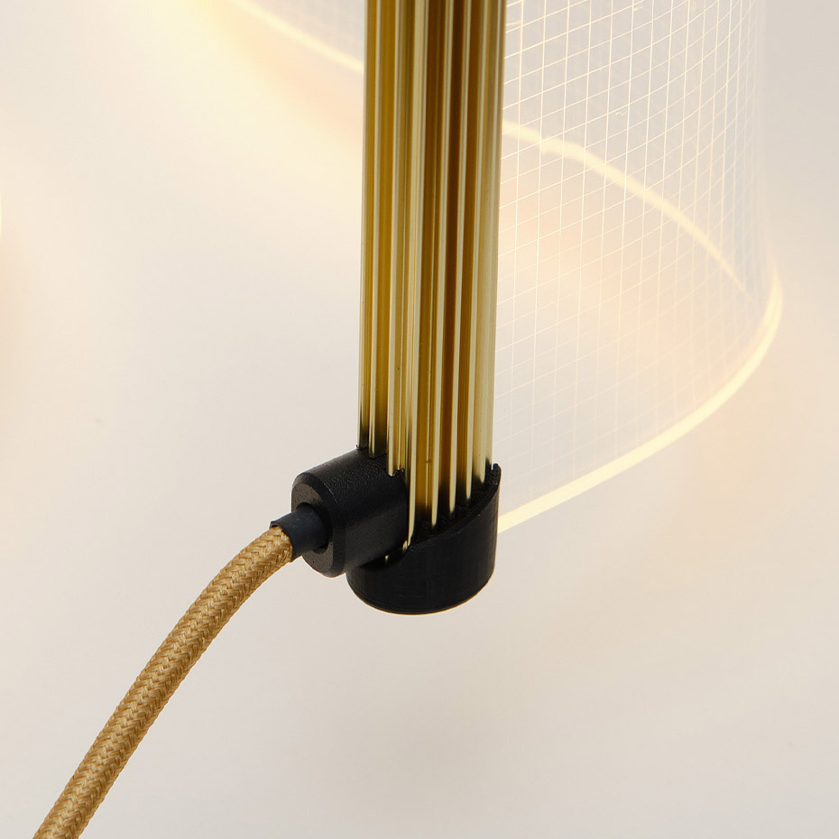 Gweilo Qin PE Golvlampa Golden Anodised
