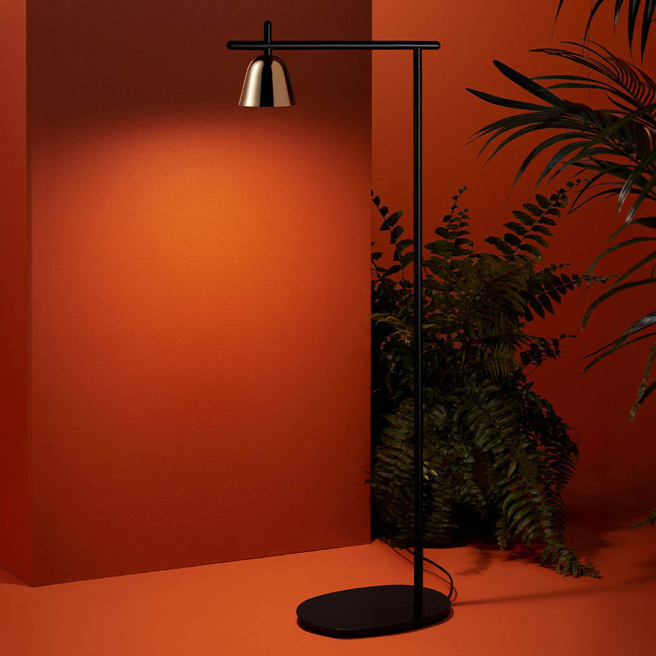 Lighto P Golvlampa Matt Black/Glossy Golden