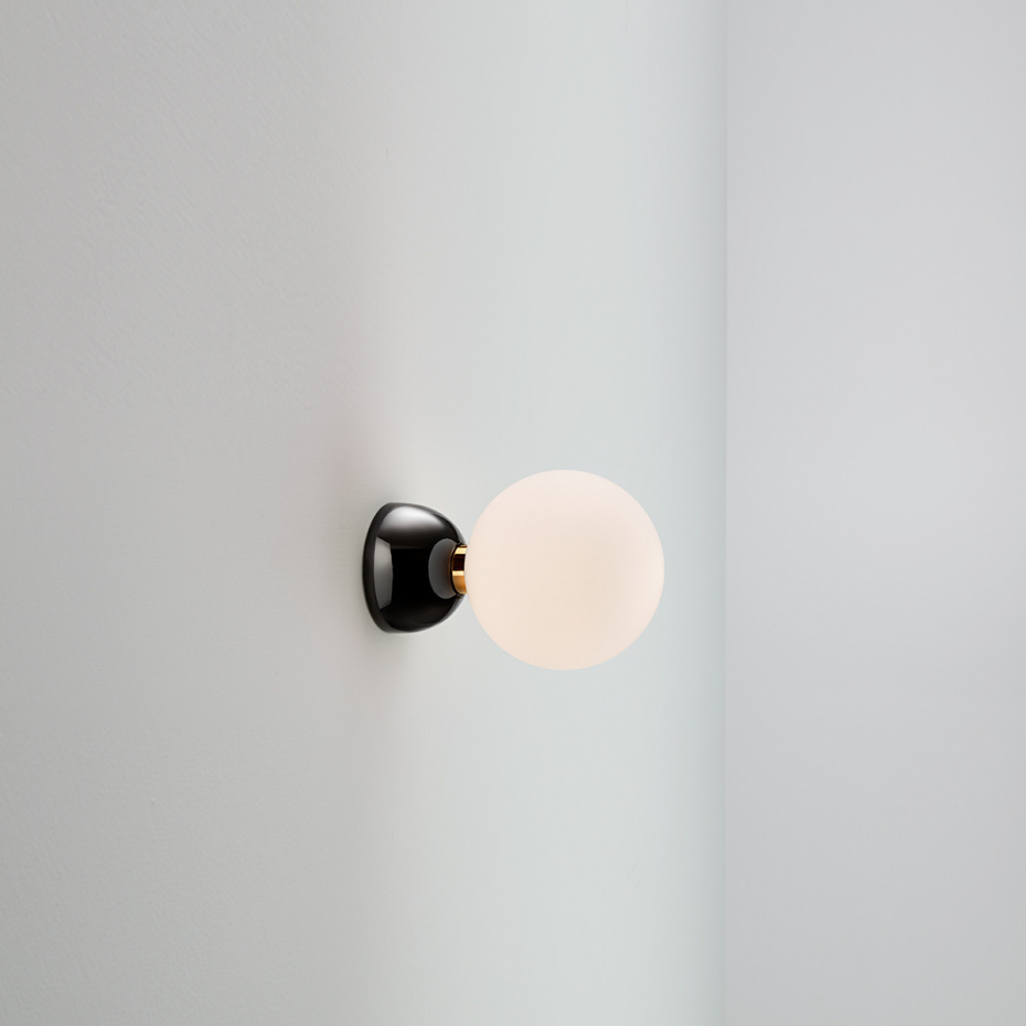 Aballs A II ME Vägglampa/Taklampa Black