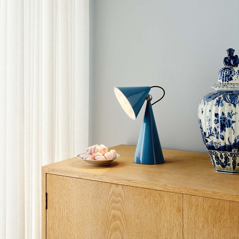 Pose Portable LED Bordslampa Baby Blue