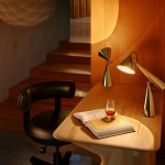 Pose Portable LED Bordslampa Gold Pose Portable LED Bordslampa Gold