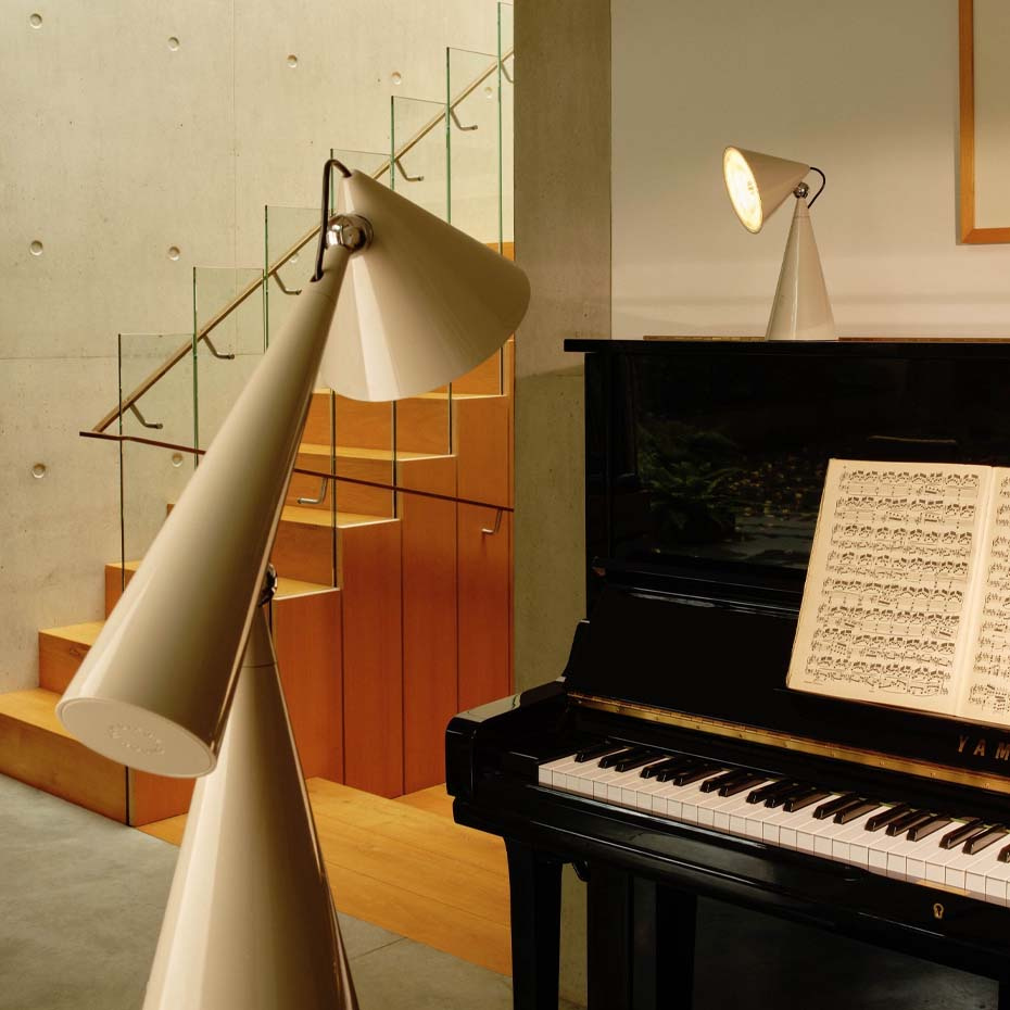 Pose LED Bordslampa Putty