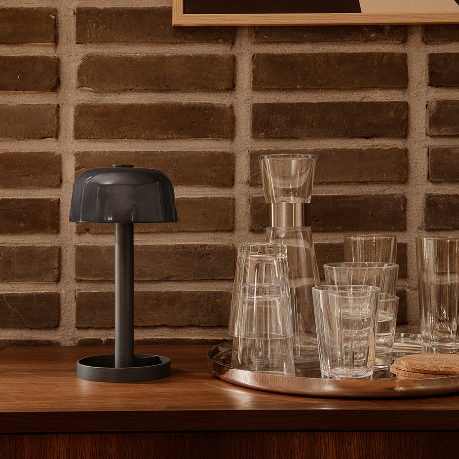 Soft Spot LED Bordslampa H24,5cm Smoke