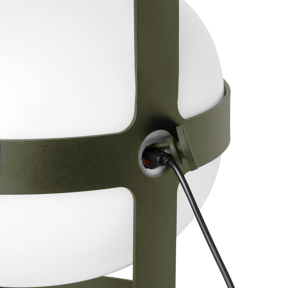 Soft Spot Solar Bordslampa H34cm Olive Green