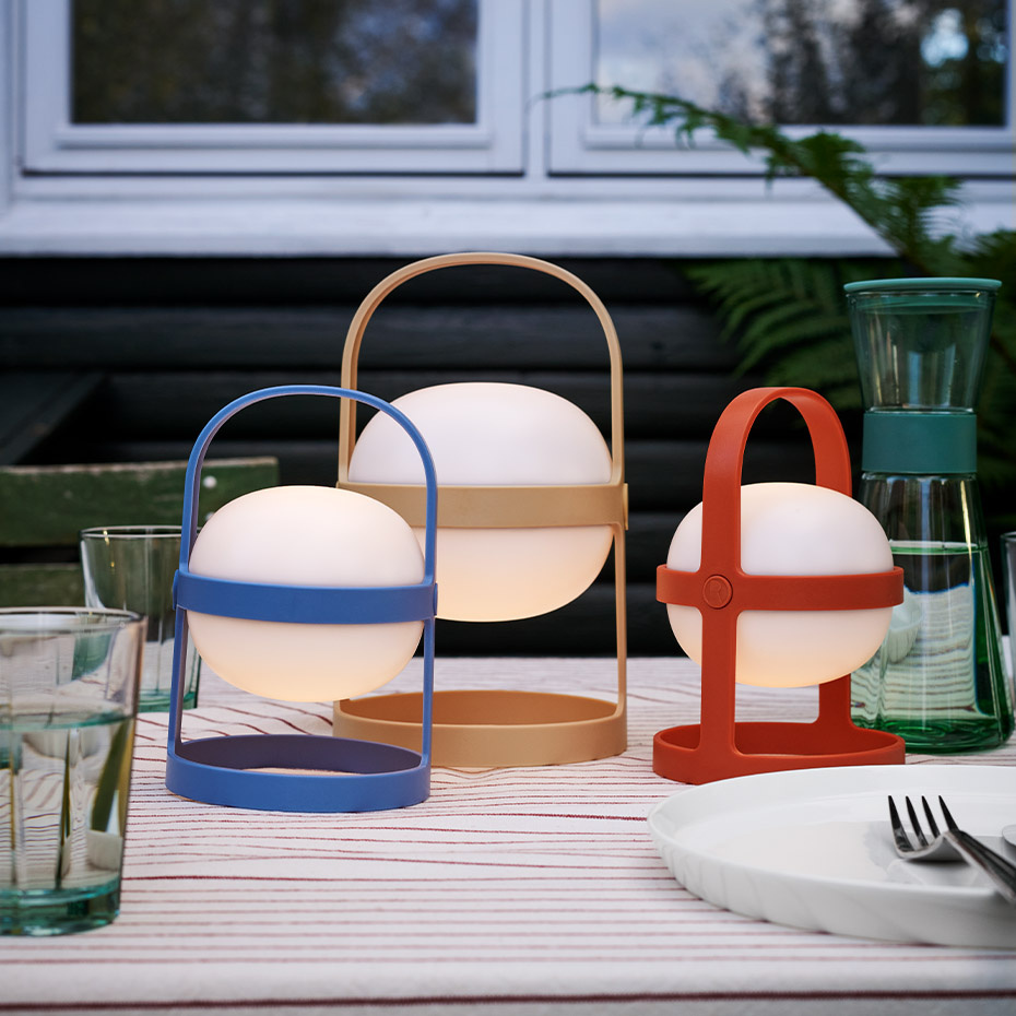 Soft Spot Solar Circular Bordslampa H18,5cm Sky Blue