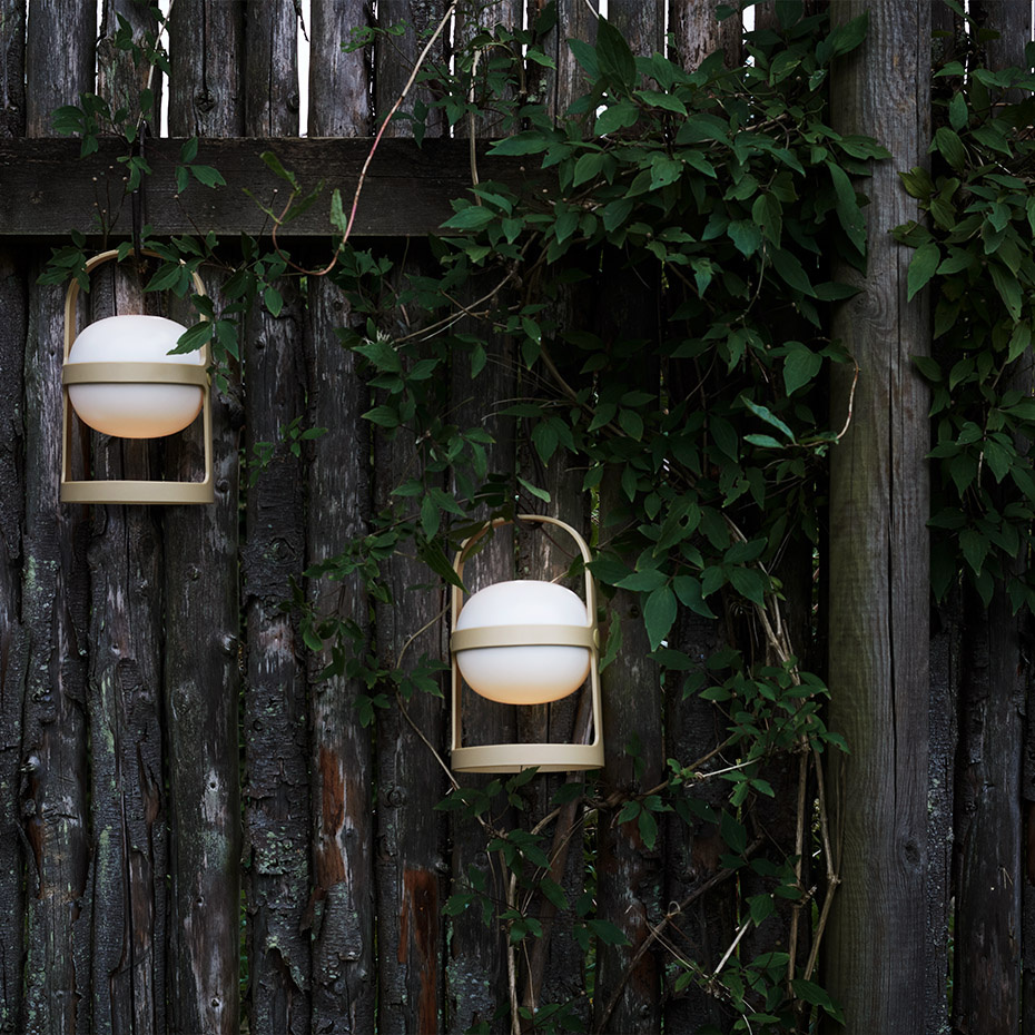 Soft Spot Solar Circular Bordslampa H18,5cm Wheat