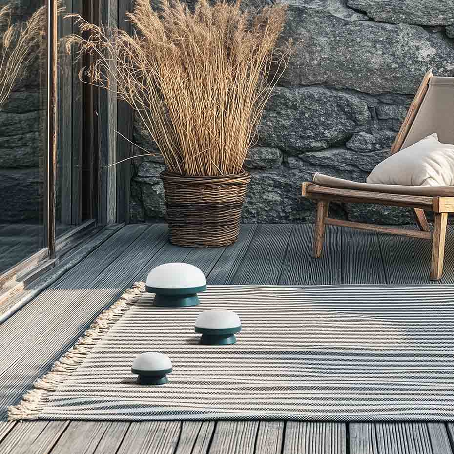 Soft Spot Solar Dots Bordslampa Ø11.5cm Forest Green