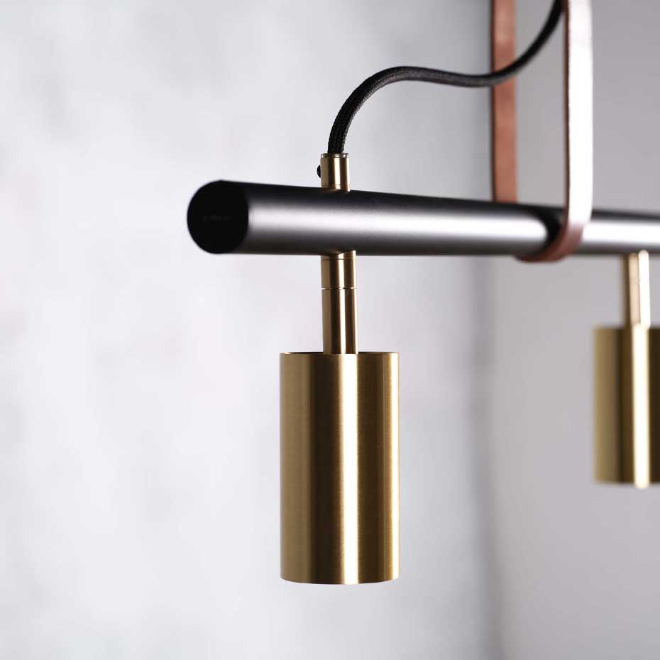 Long John 4 Pendel Black/Brass/Brown Leather