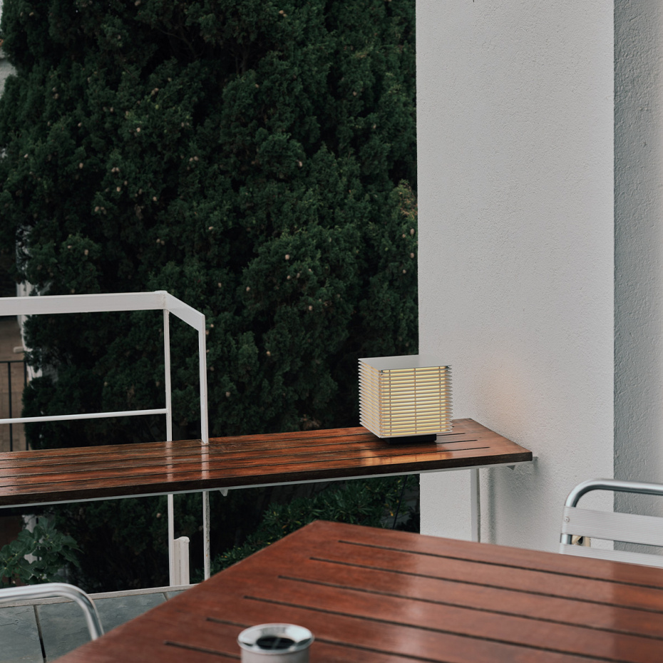 Shiro 17 Outdoor Matt White Grey