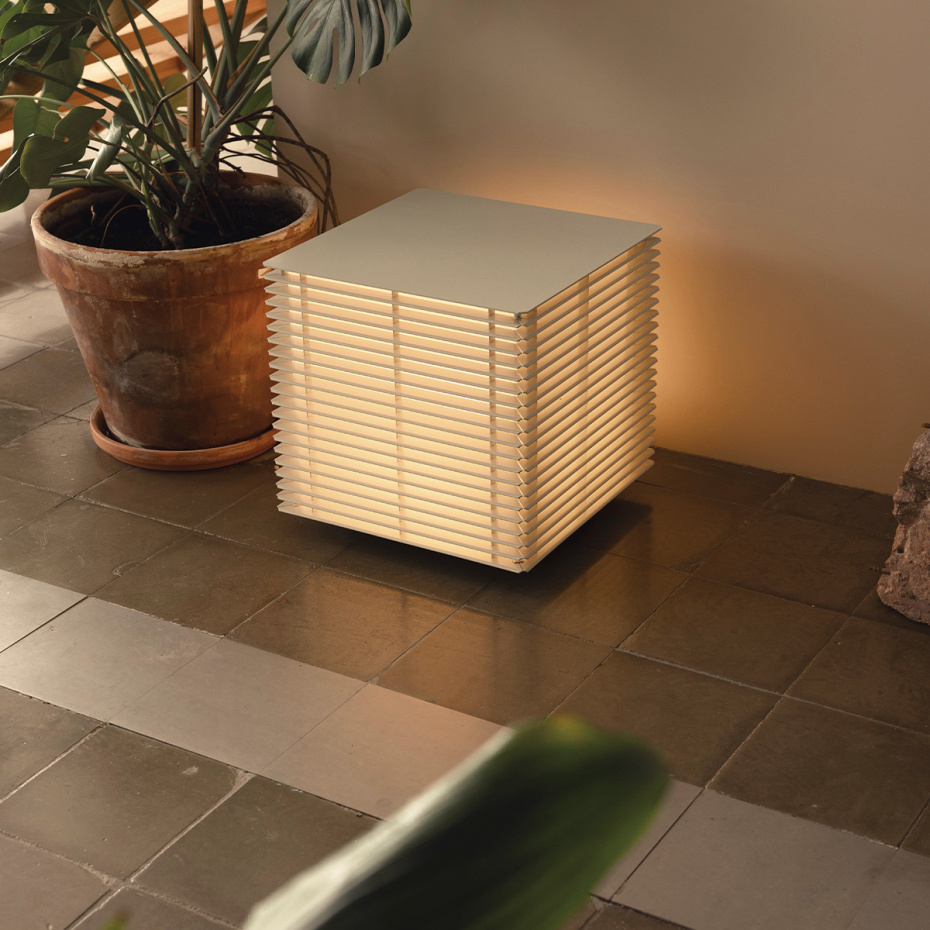 Shiro 45 Outdoor Matt White Grey