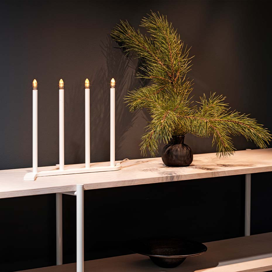 Advent RE Ljusstake 4 LED Vit