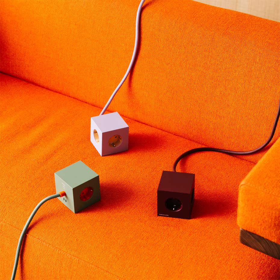 Square 1 Grenuttag Dual USB-C 30W & Magnet 1,8m Bauhaus-Archiv Edition Lavender Glow