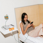 Square 2 Grenuttag Dual USB-C 30W Bauhaus-Archiv Edition Gecko Bloom Square 2 Grenuttag Dual USB-C 30W Bauhaus-Archiv Edition Gecko Bloom