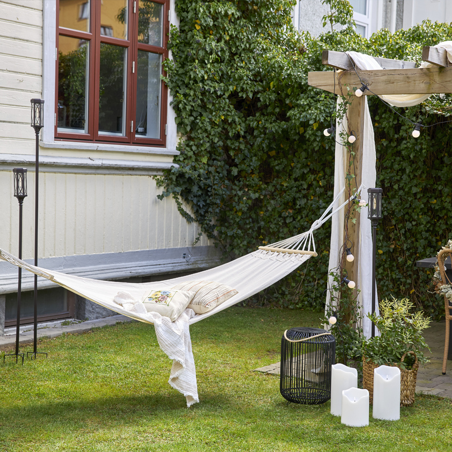 Sunlight Solcellslampa Ø34cm Svart