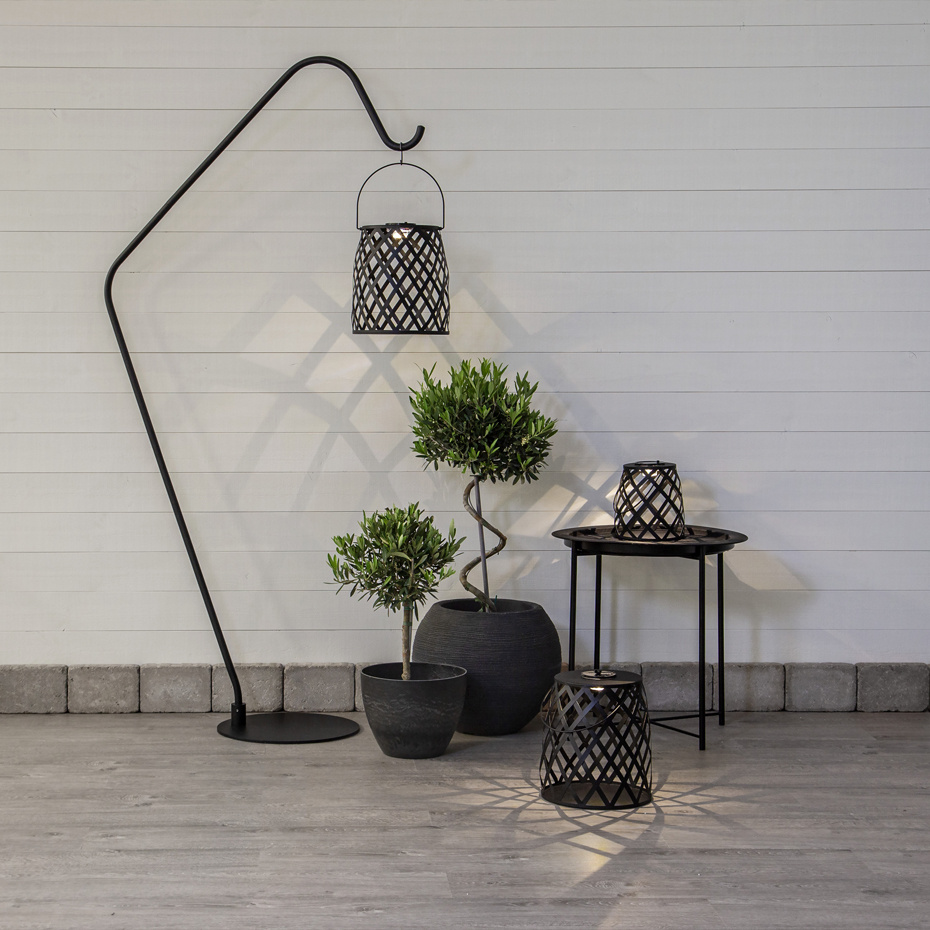 Calabria Solcellslampa Ø26cm Svart