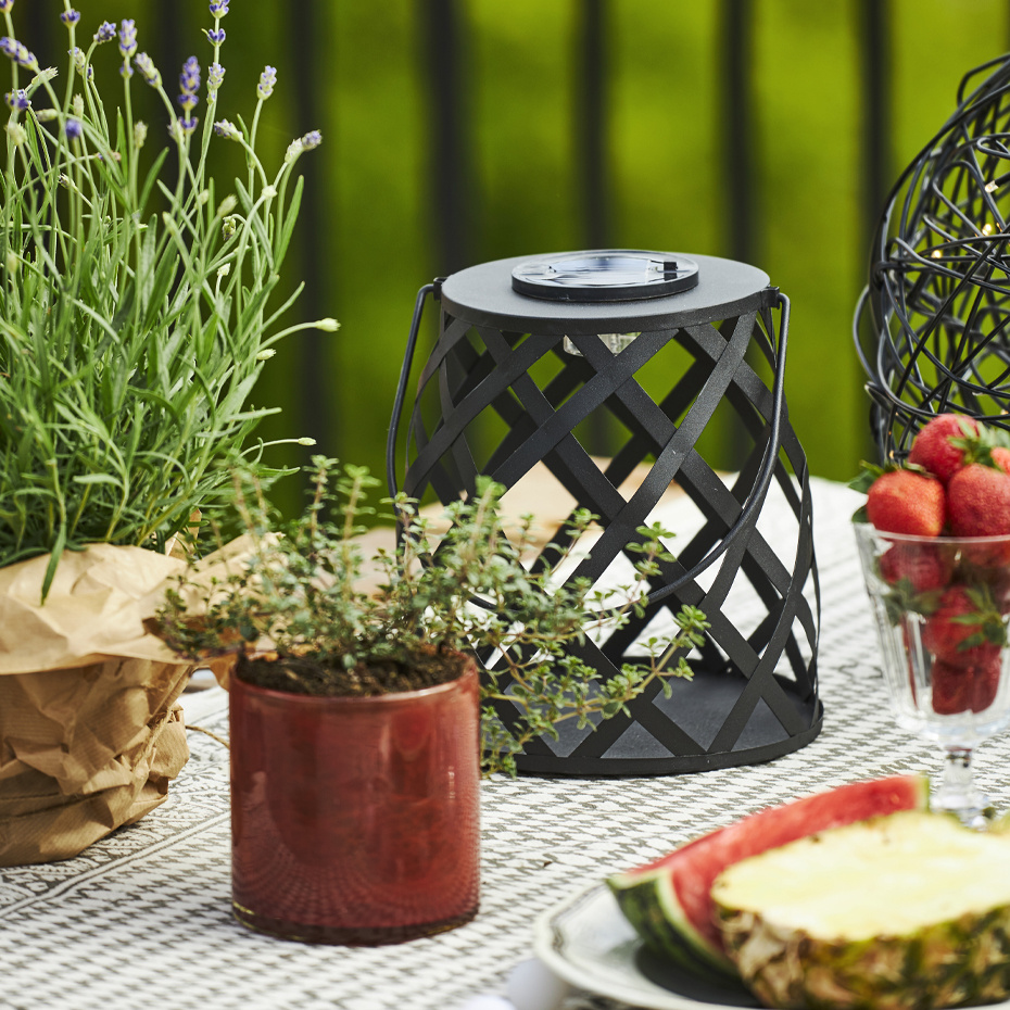 Calabria Solcellslampa Ø26cm Svart