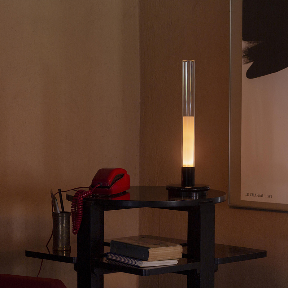 Sylvestrina Bordslampa 7-14h Glossy Black