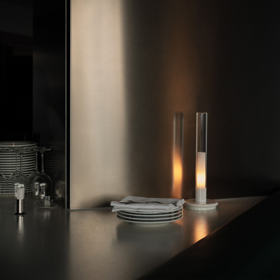 Sylvestrina Bordslampa 7-14h Glossy White