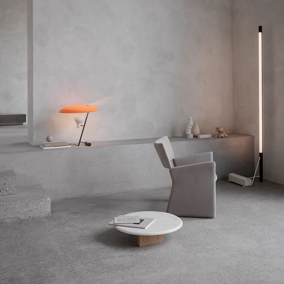 Model 548 Bordslampa Polished Brass/Azure