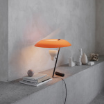 Model 548 Bordslampa Dark Burnished Brass/Orange Model 548 Bordslampa Dark Burnished Brass/Orange