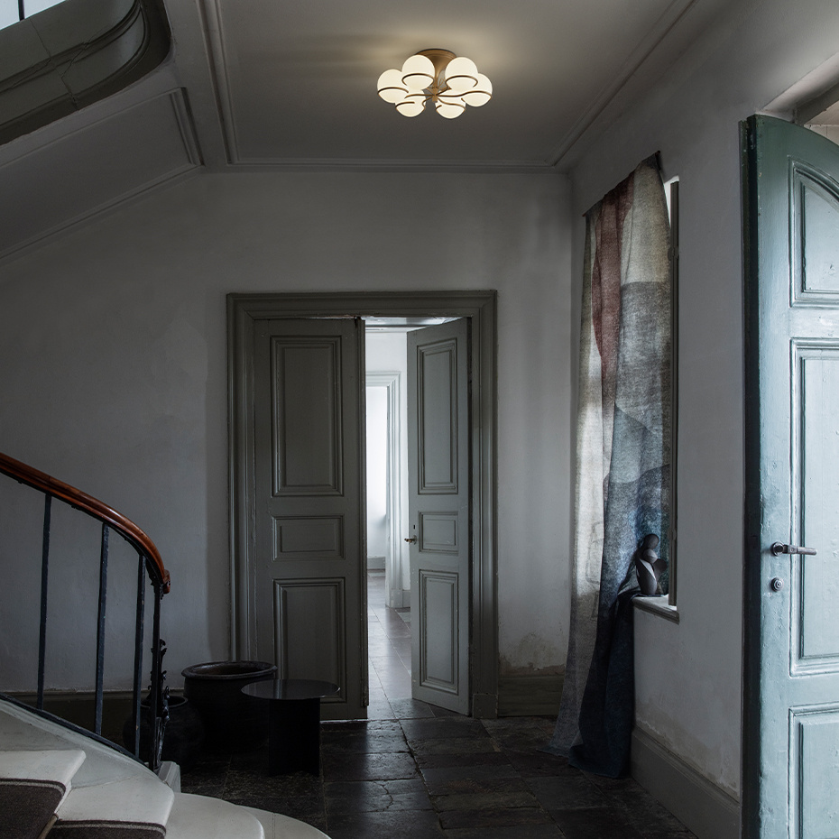 Model 2042/6 Taklampa Opal Glass/Black