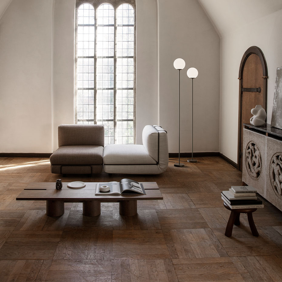 Model 1081 Golvlampa 182cm Opal Glass/Black