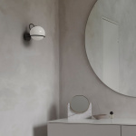 Model 237/1 Vägglampa Opal Glass/Champange Model 237/1 Vägglampa Opal Glass/Champange