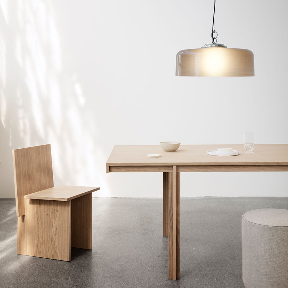 Model 2050 Wire Pendel Smoke