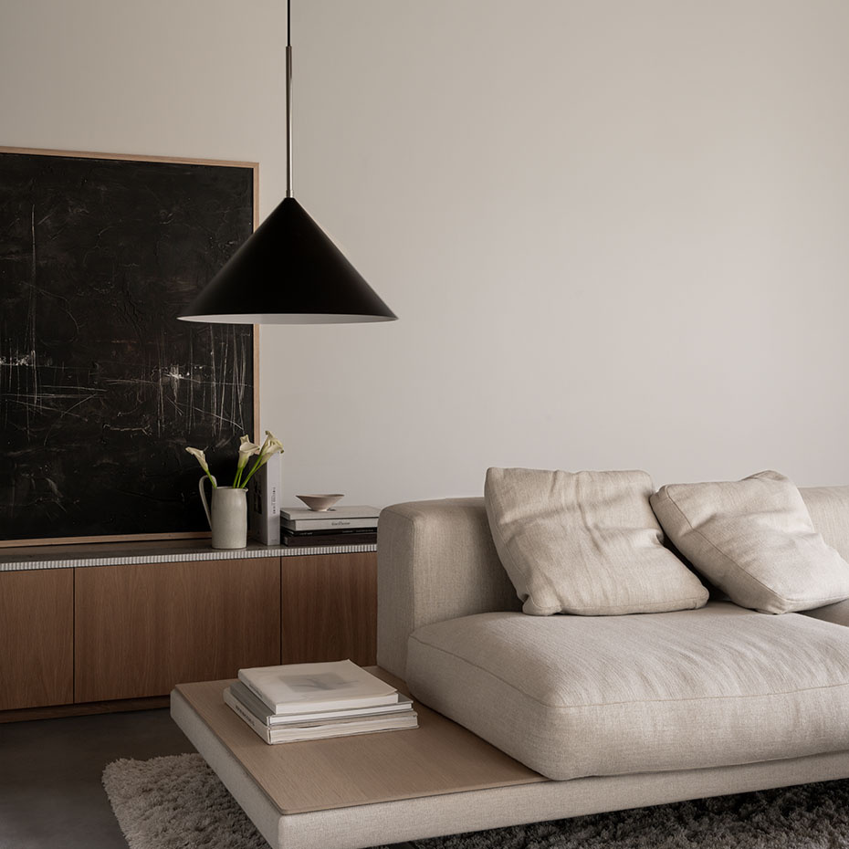 Kuro 45 Pendel Matt Black