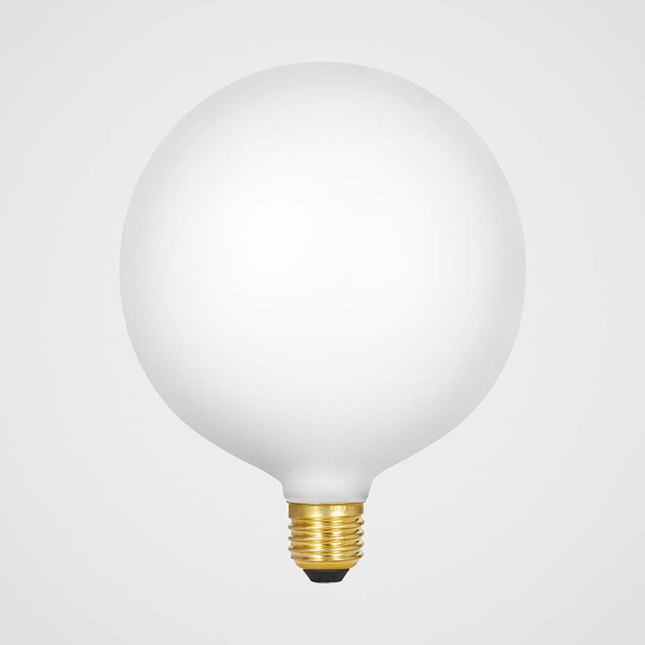 Sphere IV LED Bulb 8W (=53W) 2000-2800K E27 Matte Porcelain