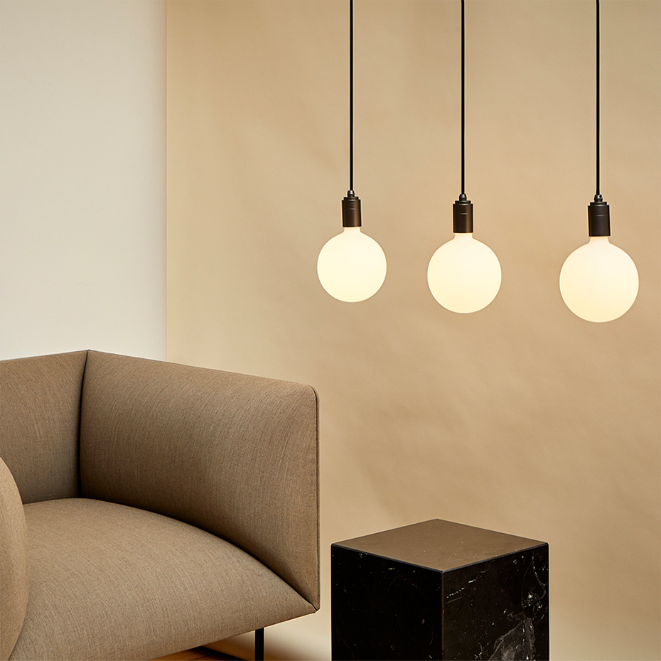 Sphere IV LED Bulb 8W (=53W) 2000-2800K E27 Matte Porcelain