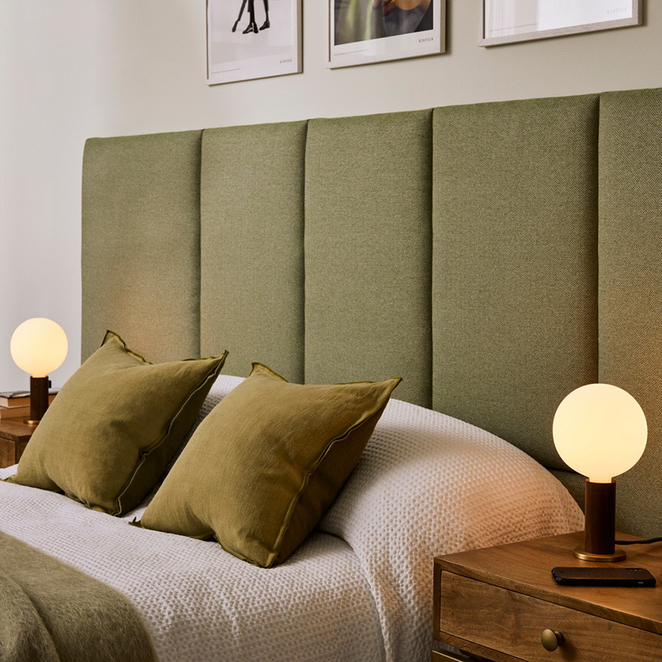 Knuckle Bordslampa Walnut