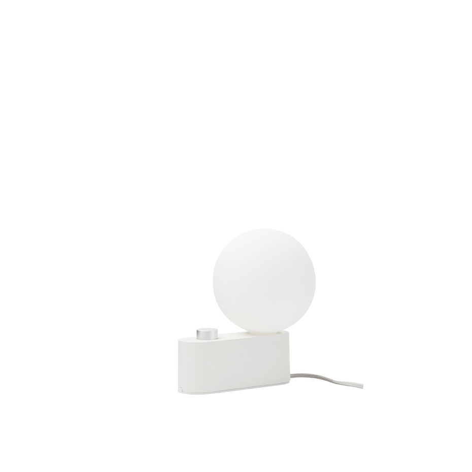 Alumina Bordslampa/Vägglampa Chalk + Sphere IV LED Blub